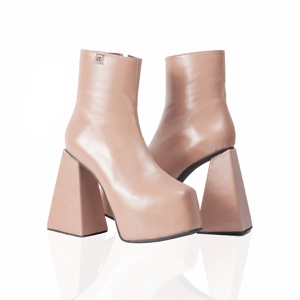 NUDE POISON BOOTS (6734176714919)